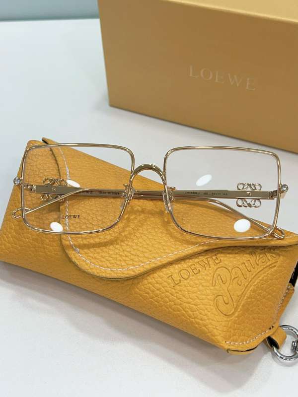 Picture of Loewe Sunglasses _SKUfw52400761fw